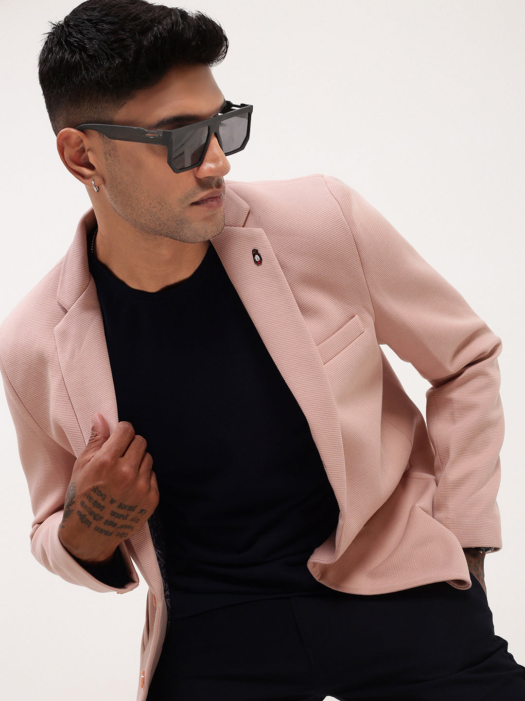 Men Pink Solid Single Breasted Blazer