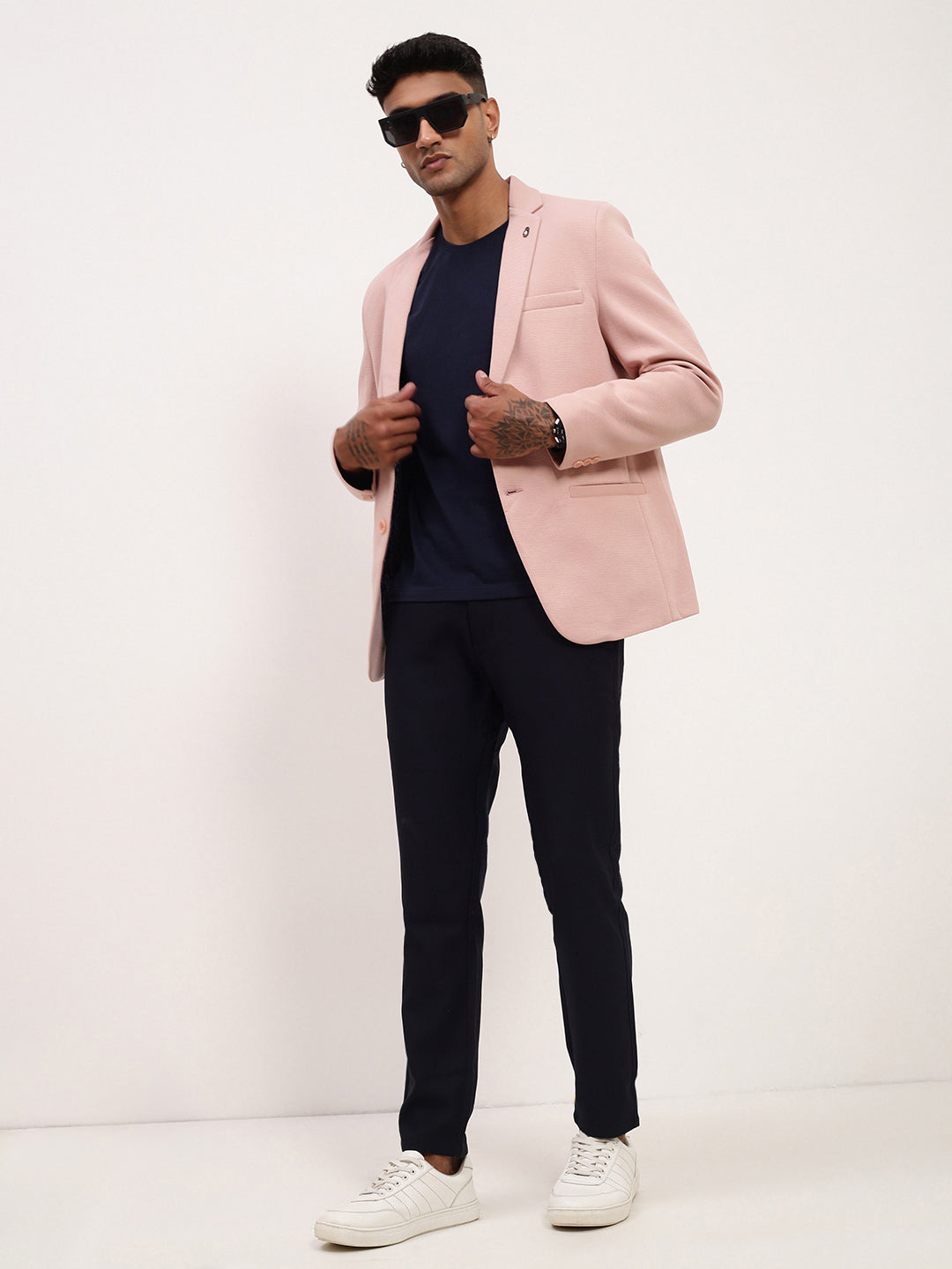 Men Pink Solid Single Breasted Blazer