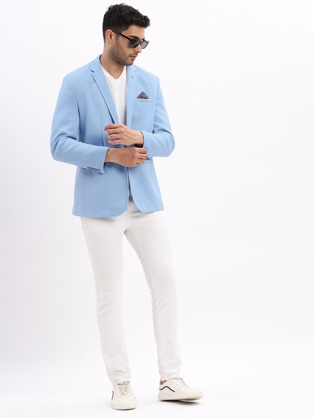 Men Solid Blue Single Breasted Blazer