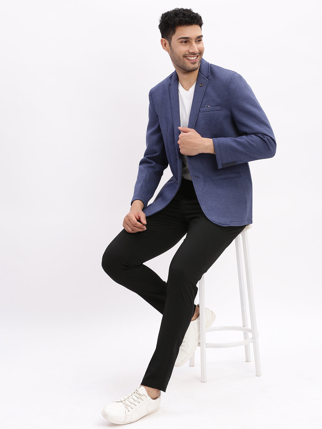 Men Solid Blue Single Breasted Blazer