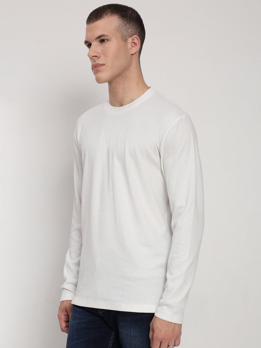 Men's White Round Neck Slim Fit T-Shirt