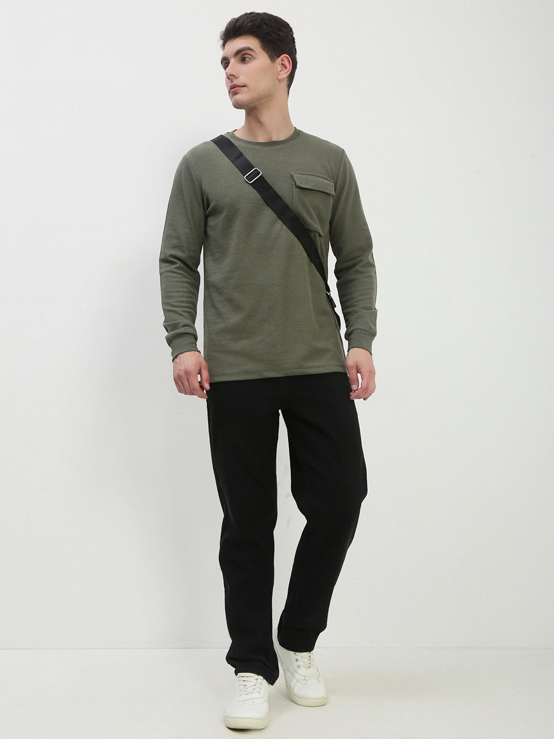 Men's Olive Solid Round Neck T-Shirt