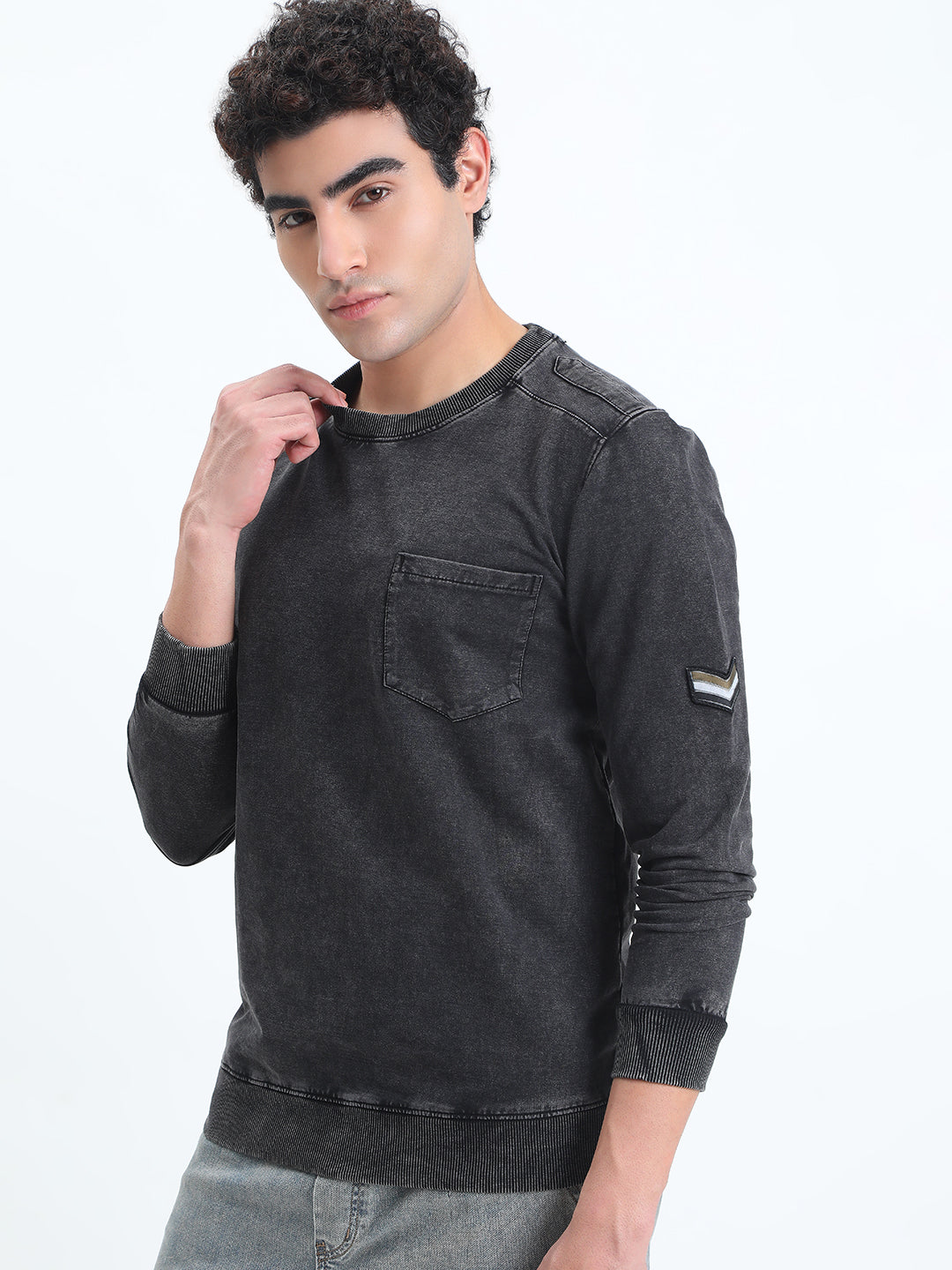 Men's Black Round Neck Ribbed Sweatshirt with Chest Pocket