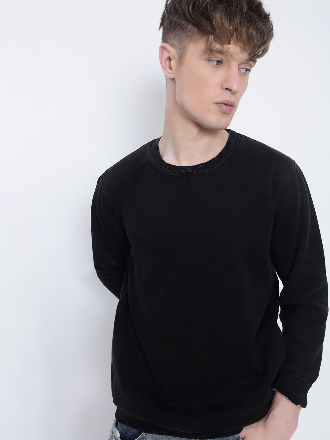 Men's Black Round Neck Sweatshirt