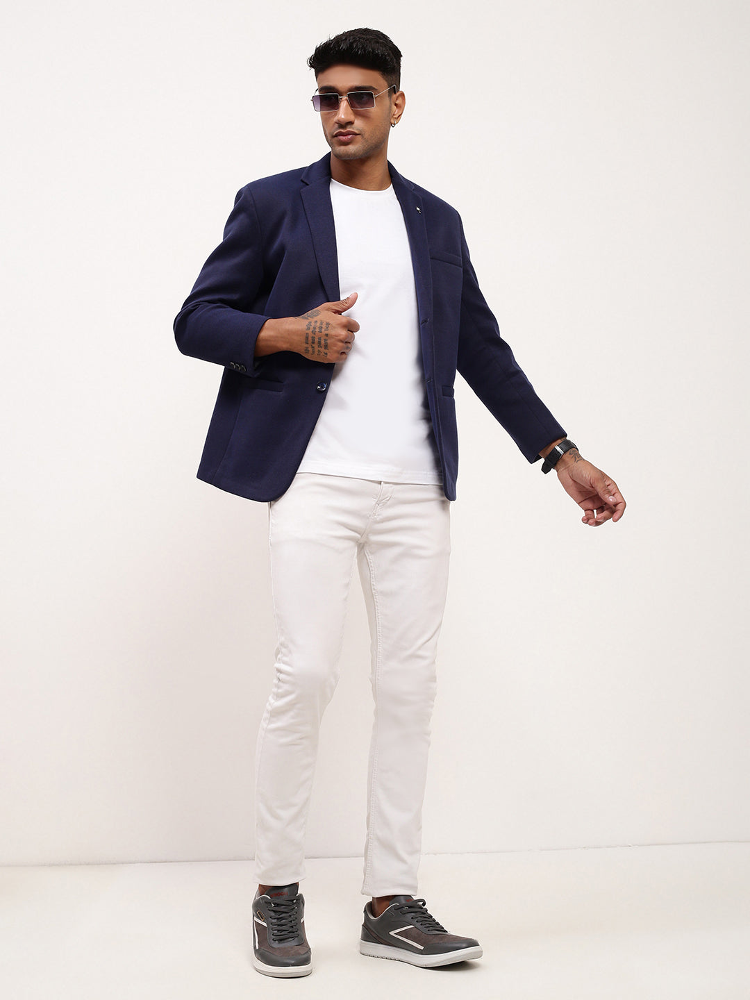 Men Navy Blue Solid Single Breasted Blazer