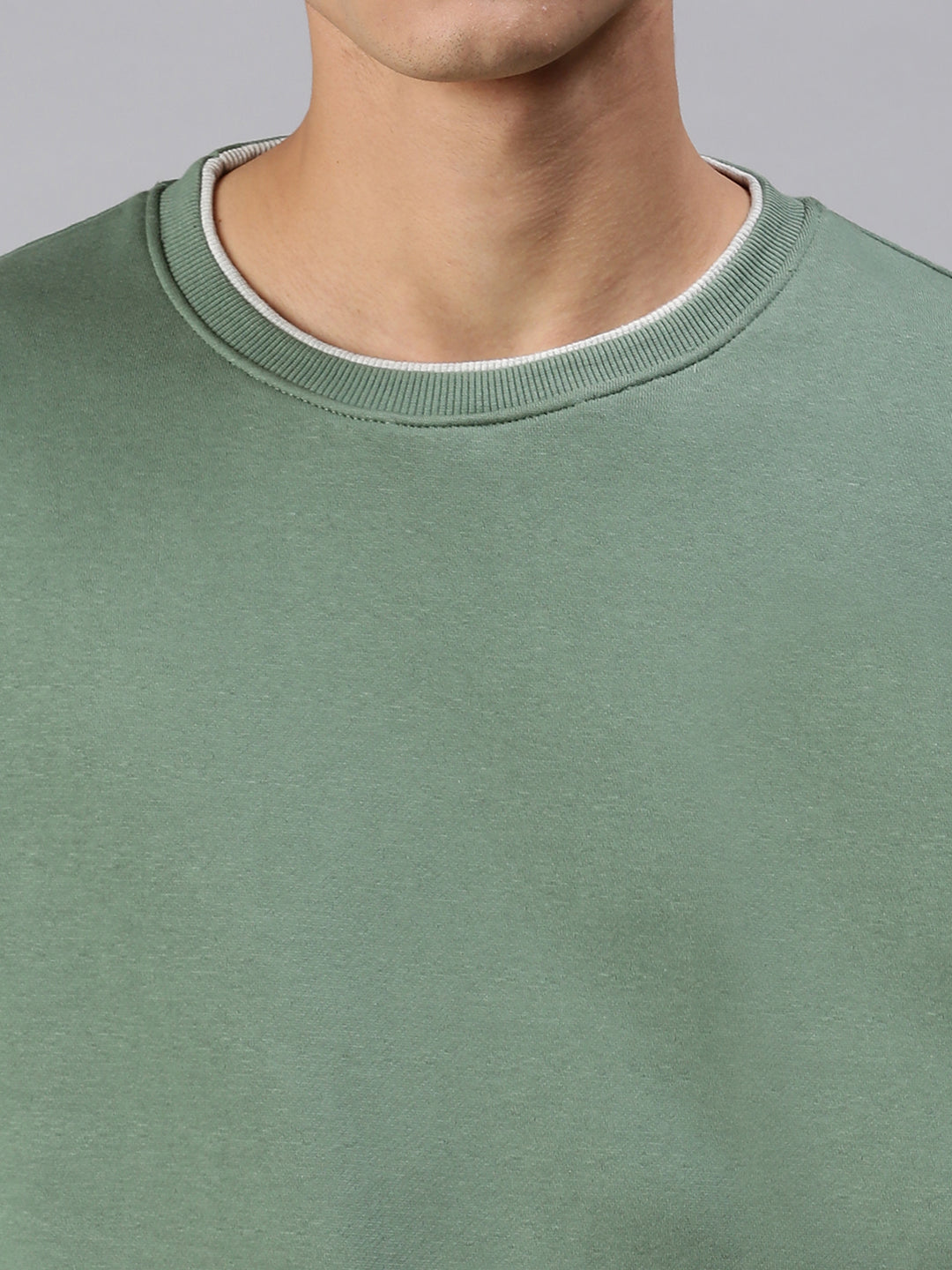 Men Solid Olive Sweatshirt