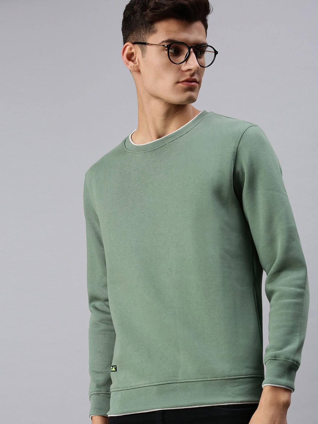 Men Solid Green Sweatshirt