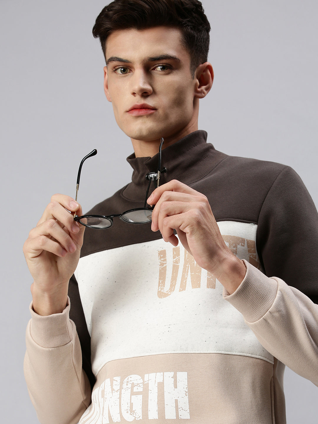 Men Colourblocked Multi Sweatshirt