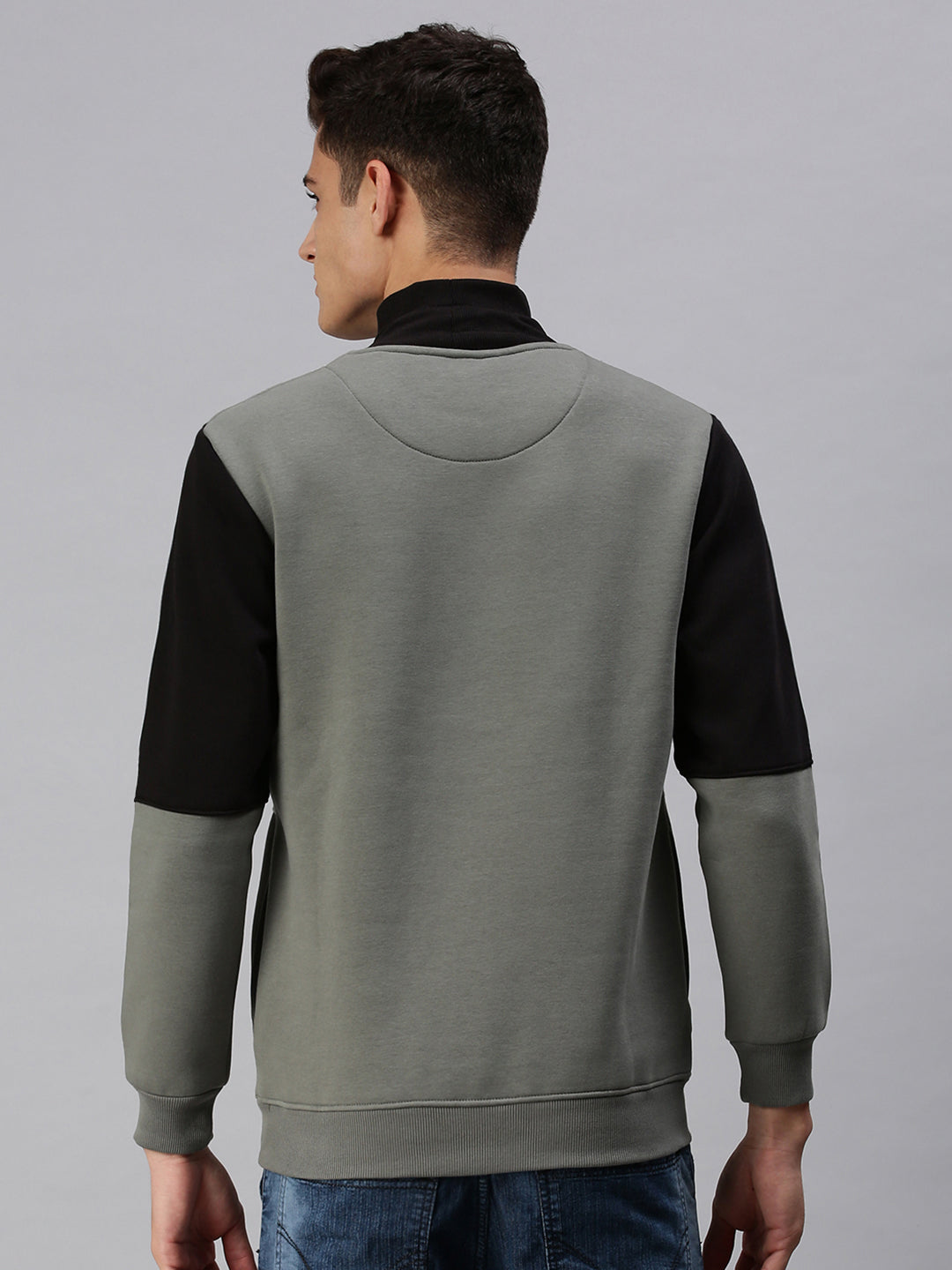 Men Colourblocked Multi Sweatshirt