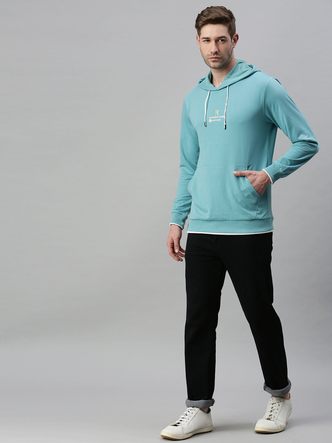 Men Solid Blue Sweatshirt