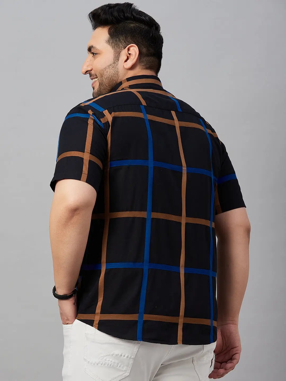 Men's Spread Collar Checked Black Shirt