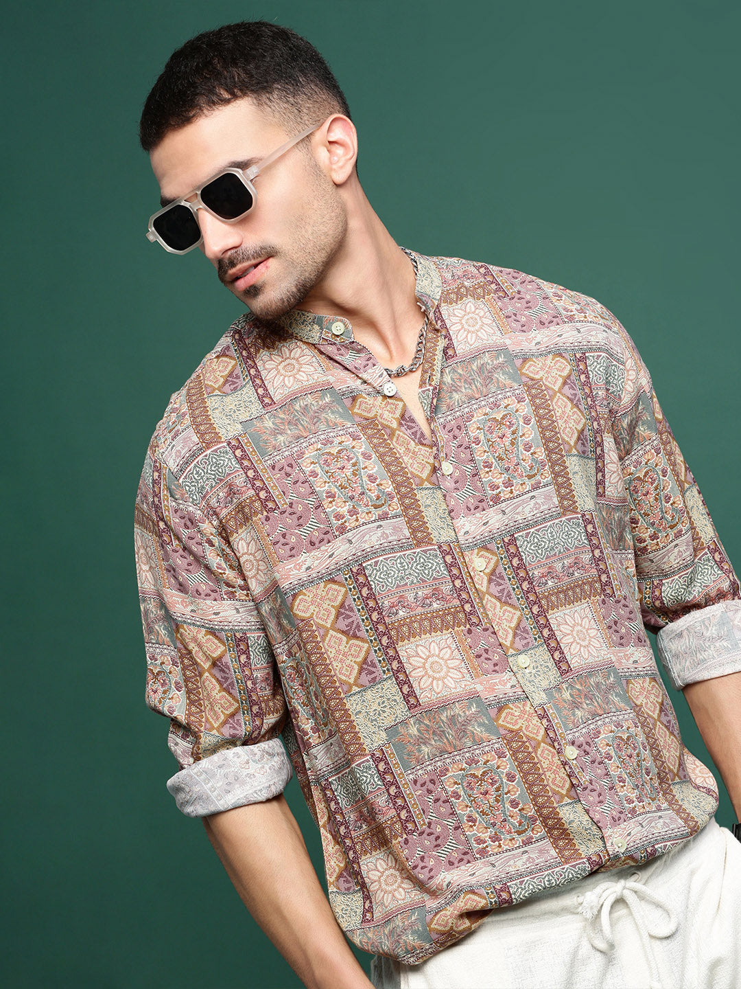 Men Brown Graphic Slim Fit Shirt