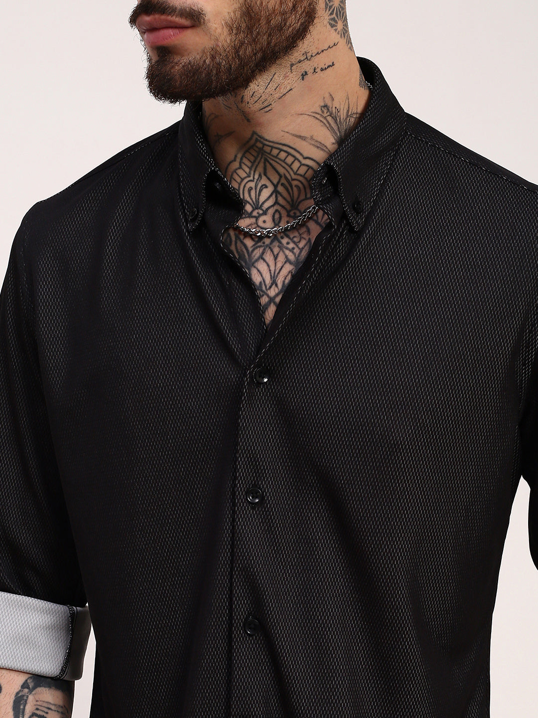 Men Black Solid Slim Fit Shirt