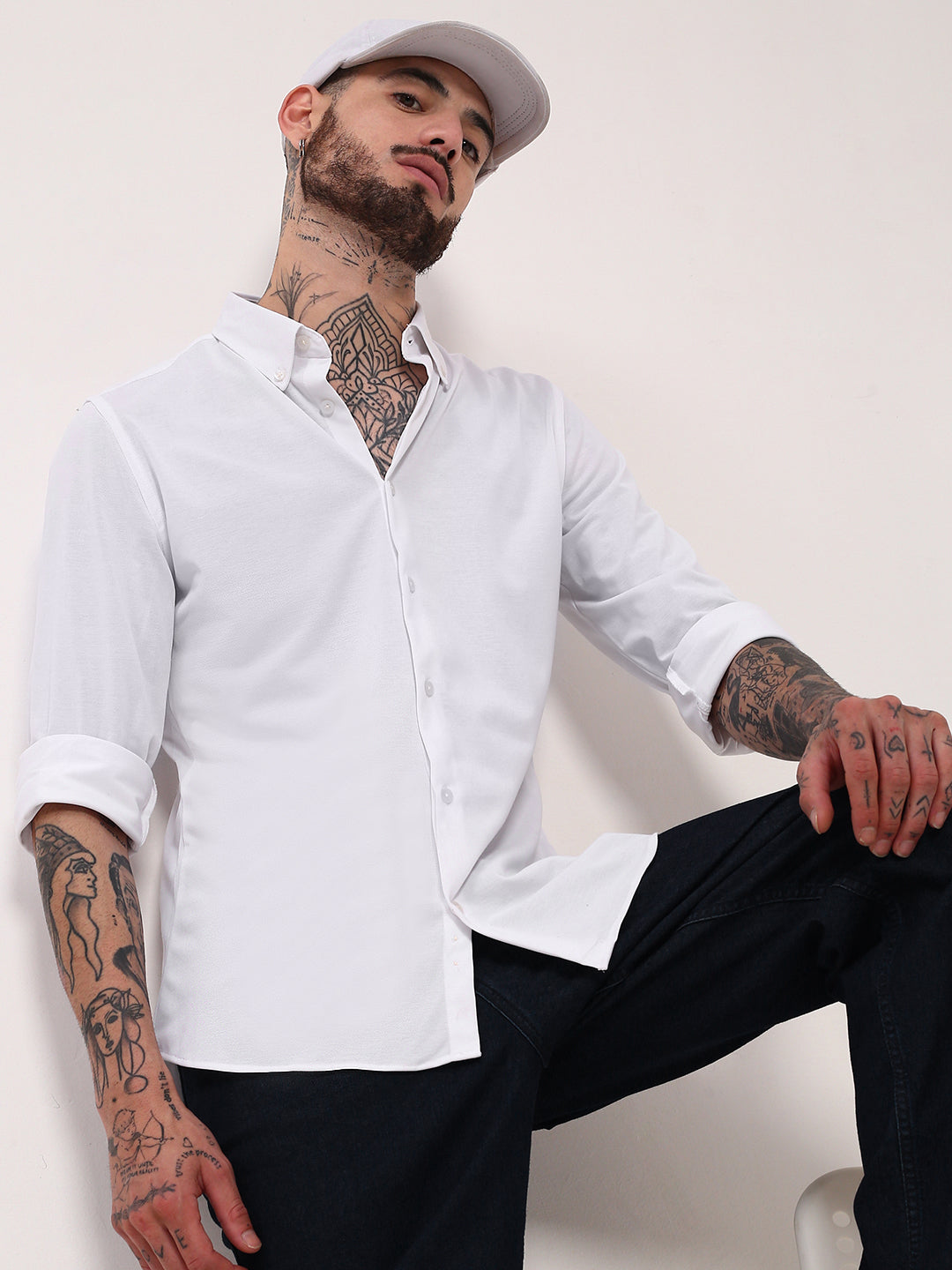 Men White Solid Slim Fit Shirt