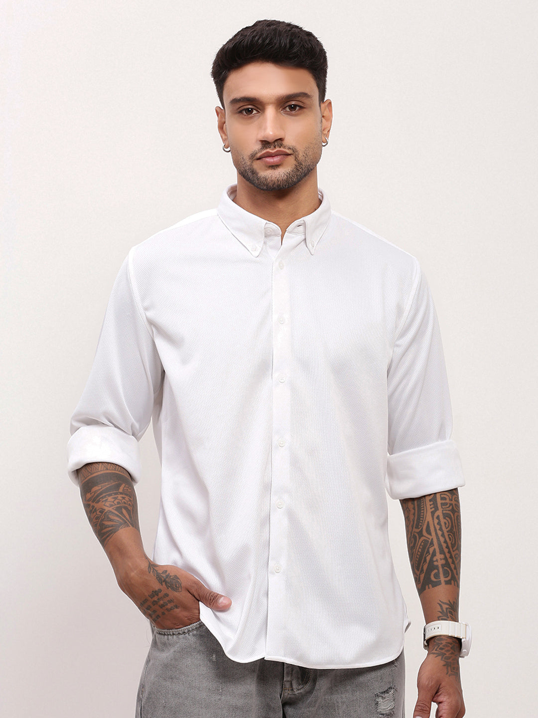 Men White Solid Slim Fit Shirt