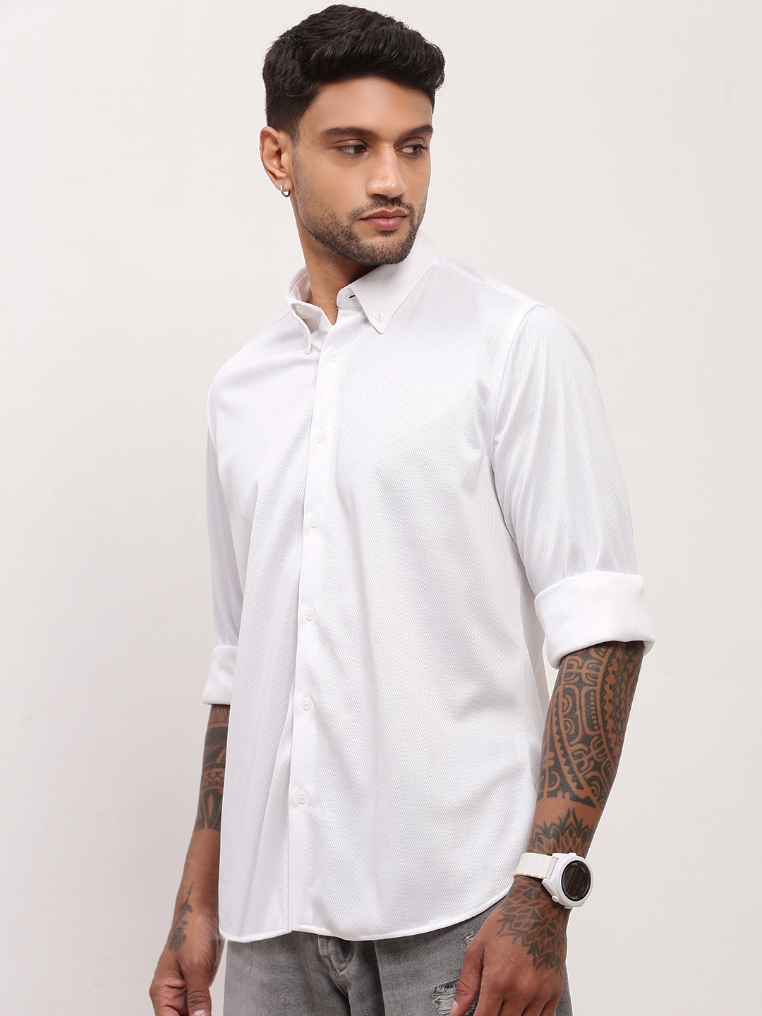 Men White Solid Slim Fit Shirt