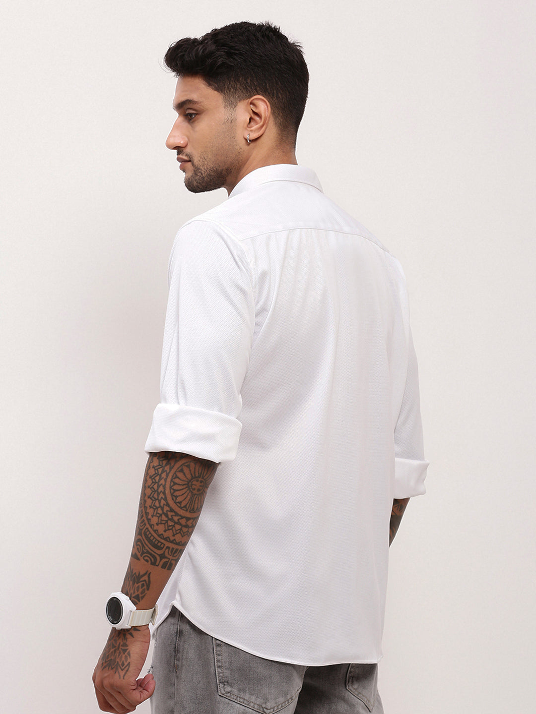 Men White Solid Slim Fit Shirt