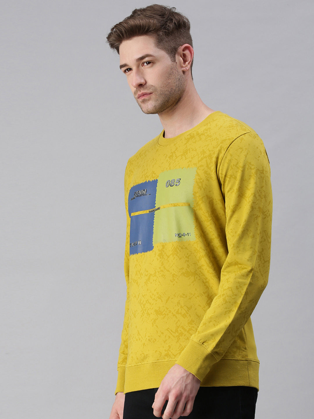 Men Graphic Yellow Sweatshirt