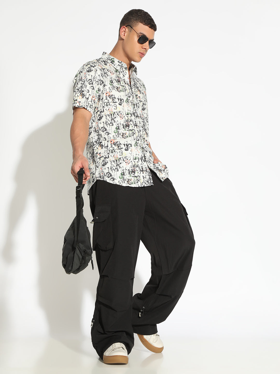 Men's Abstract White Button Down Short Sleeve Shirt