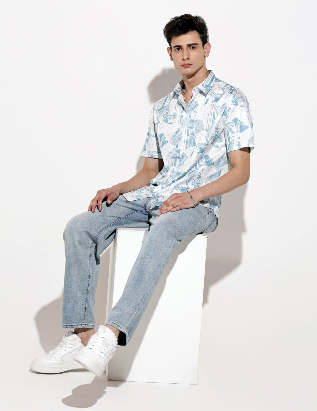 Men's Abstract Print White Half Sleeve Regular Fit Shirt