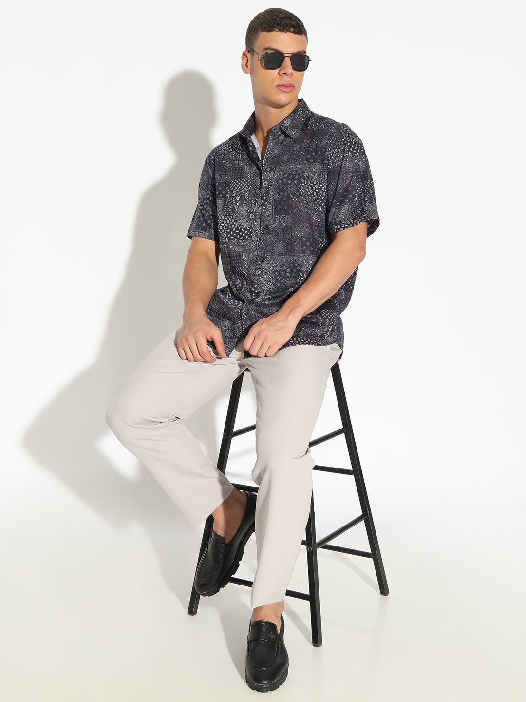 Men's Abstract Navy Blue Button Down Short Sleeve Shirt