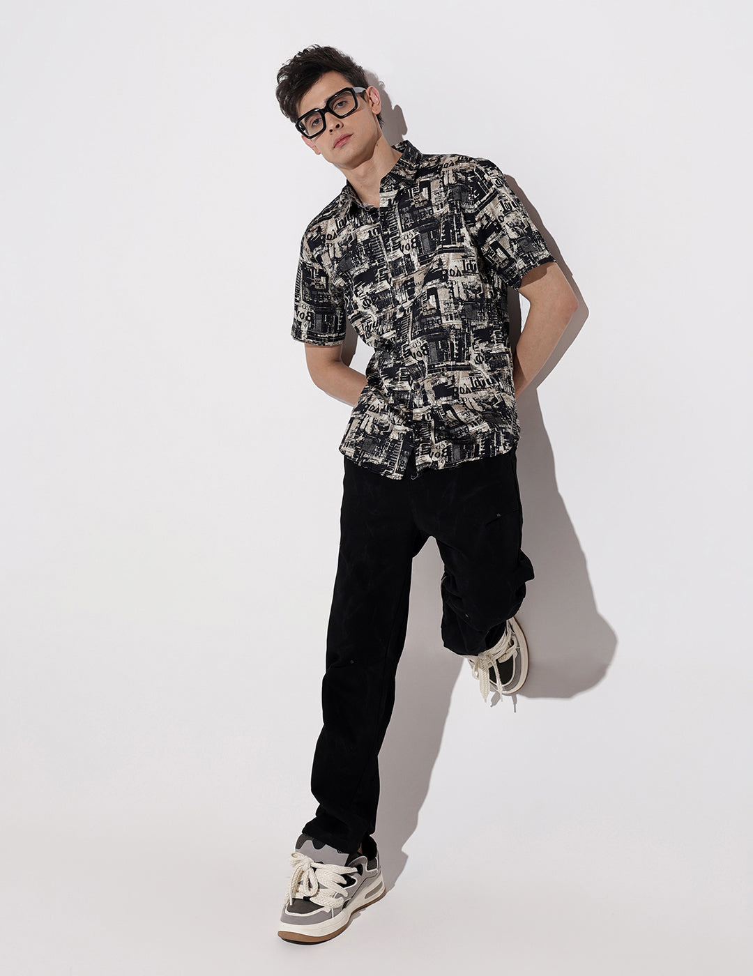 Men's Abstract Print Black Half Sleeve Regular Fit Shirt