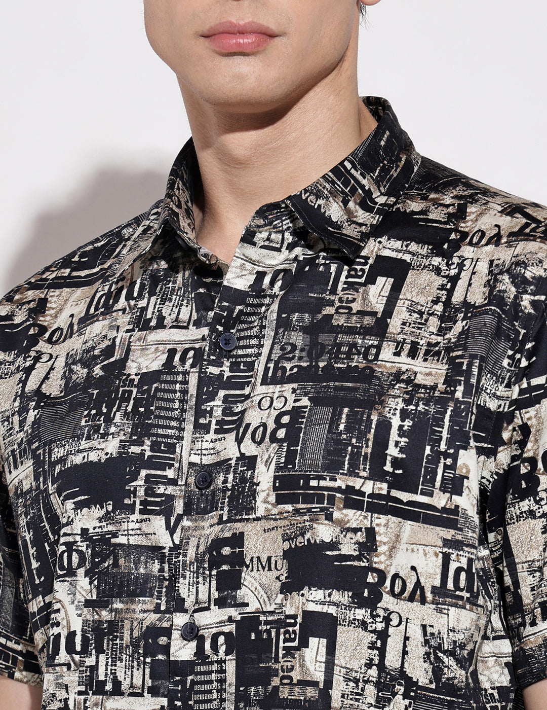 Men's Abstract Print Black Half Sleeve Regular Fit Shirt