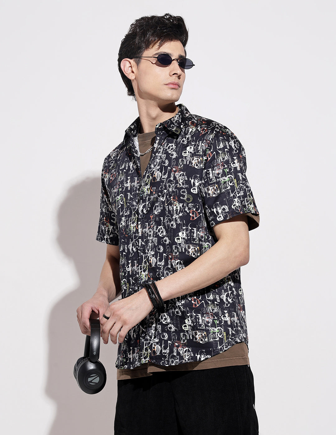 Men's Abstract Print Black Half Sleeve Regular Fit Shirt