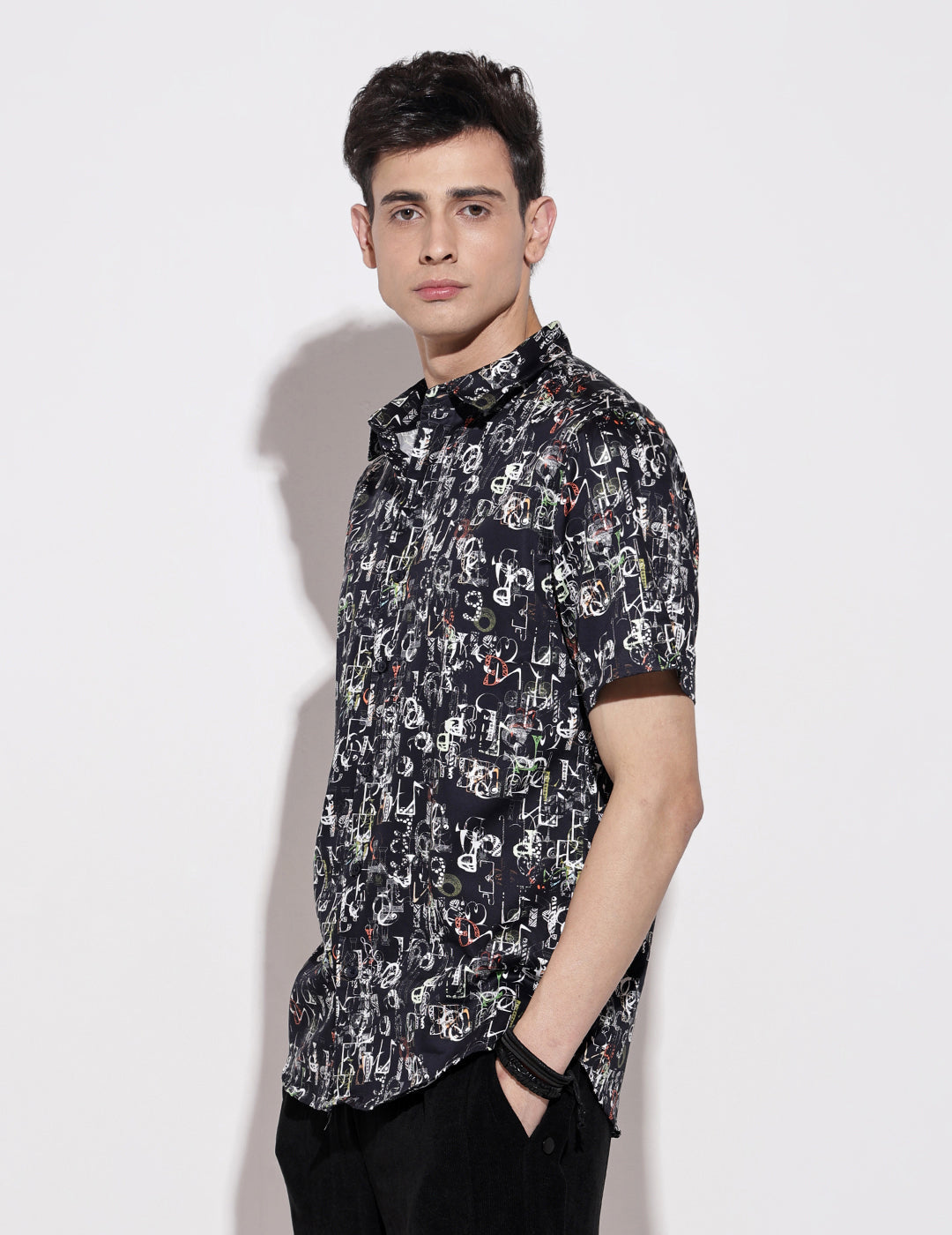 Men's Abstract Print Black Half Sleeve Regular Fit Shirt