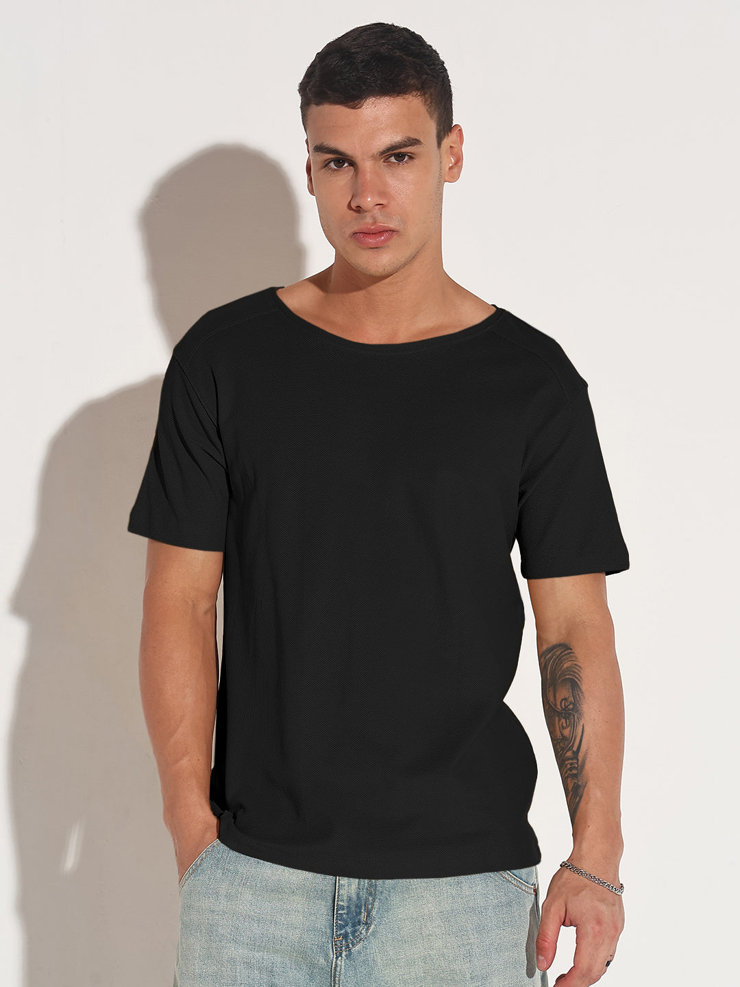 Men's Black Round Neck Regular Fit T-Shirt