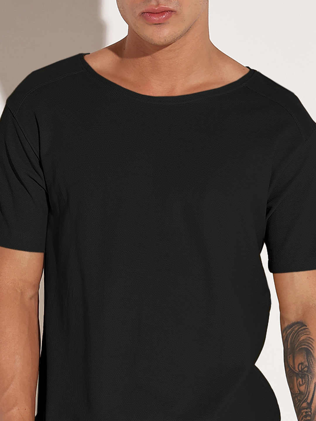 Men's Black Round Neck Regular Fit T-Shirt