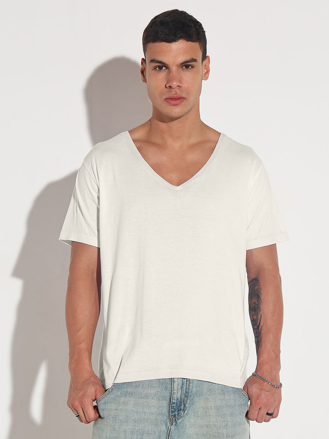 Men's Off White V-Neck Regular Fit T-Shirt