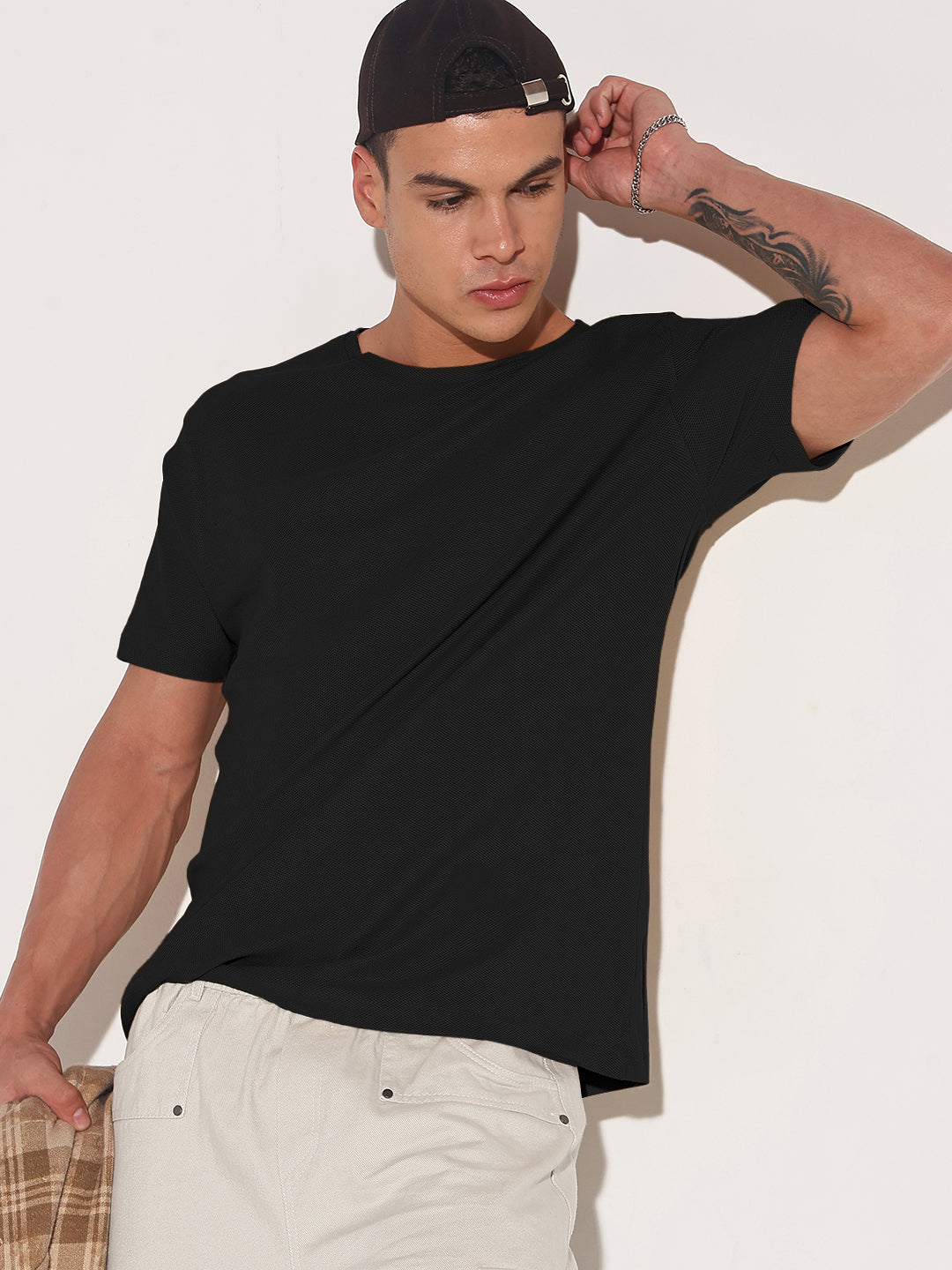 Men's Black Round Neck Regular Fit T-Shirt