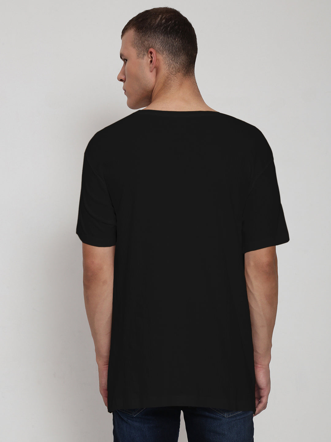 Men's Black Short Sleeves Round Neck Regular Fit T-Shirt