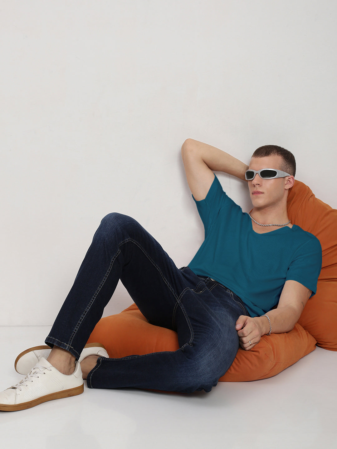 Men's Teal V-Neck Regular Fit T-Shirt