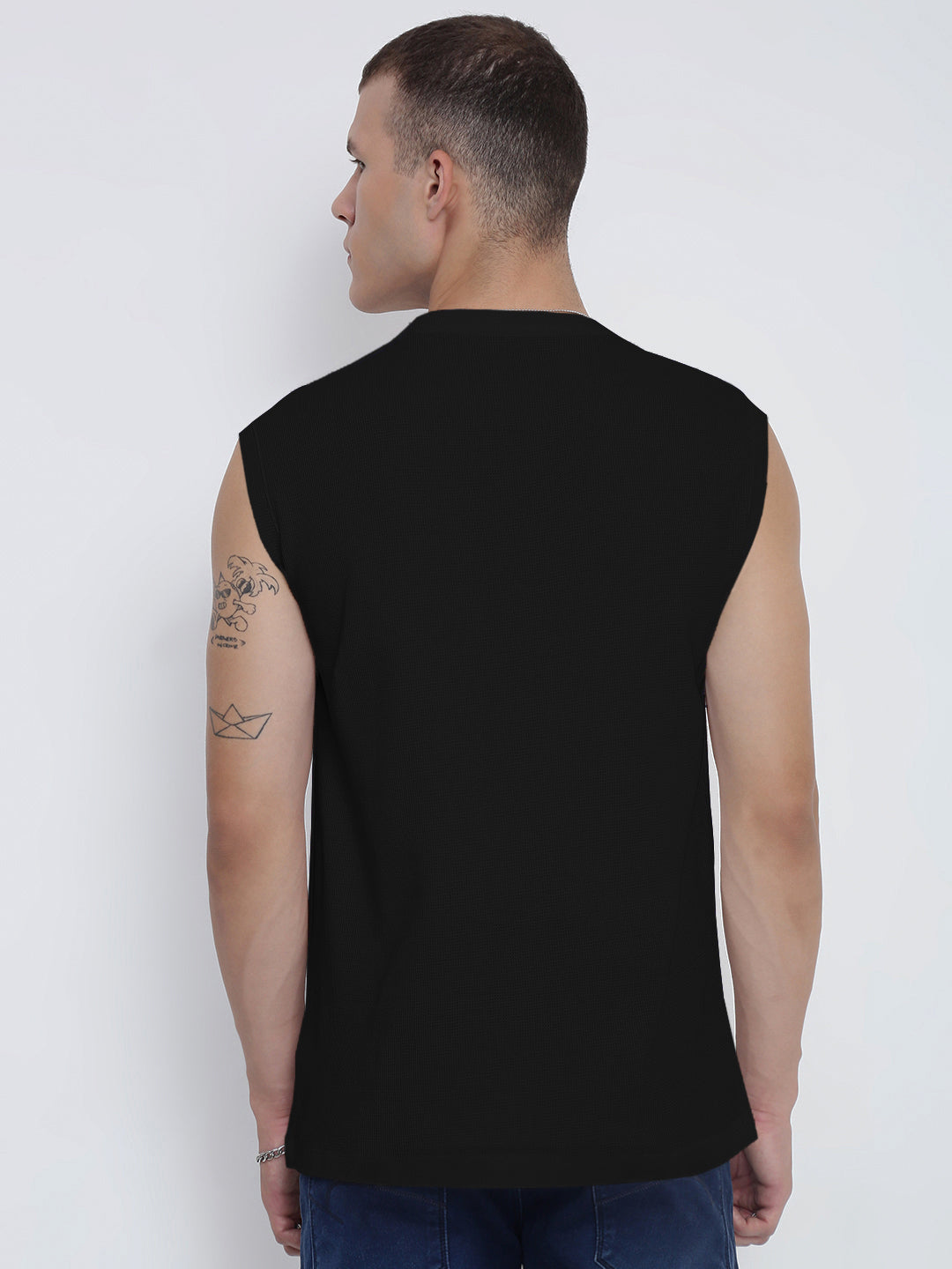 Men's Black Sleeveless Round Neck Regular Fit T-Shirt