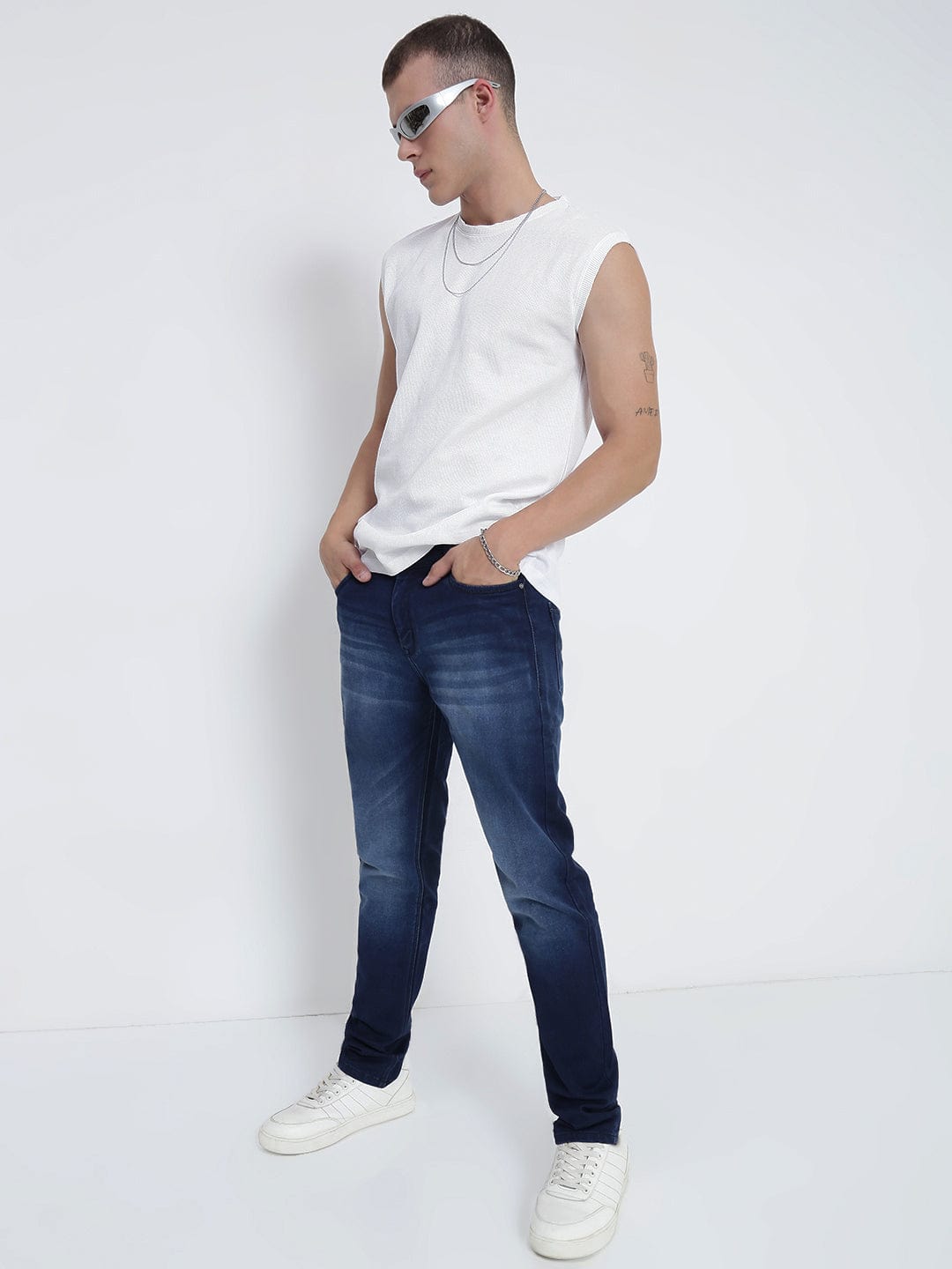 Men's White Relaxed Fit Sleeveless Muscled Tank T-Shirt
