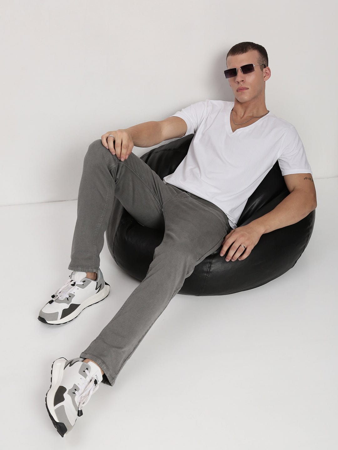 Men's White V-Neck Regular Fit T-Shirt