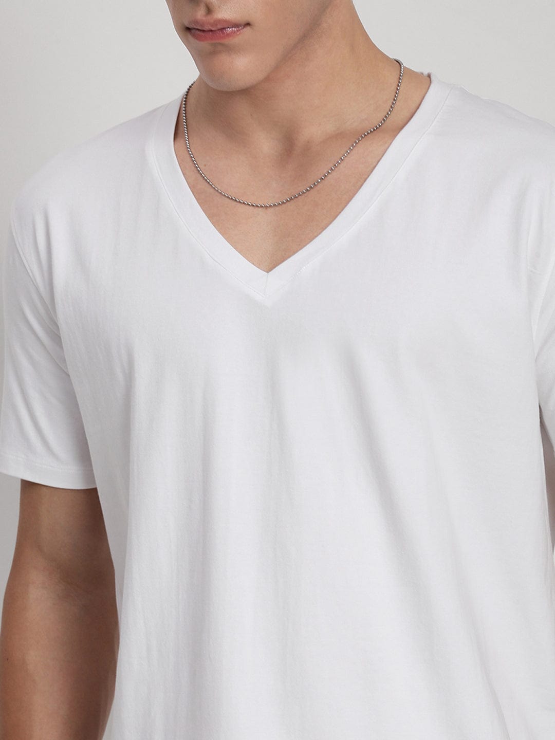 Men's White V-Neck Regular Fit T-Shirt