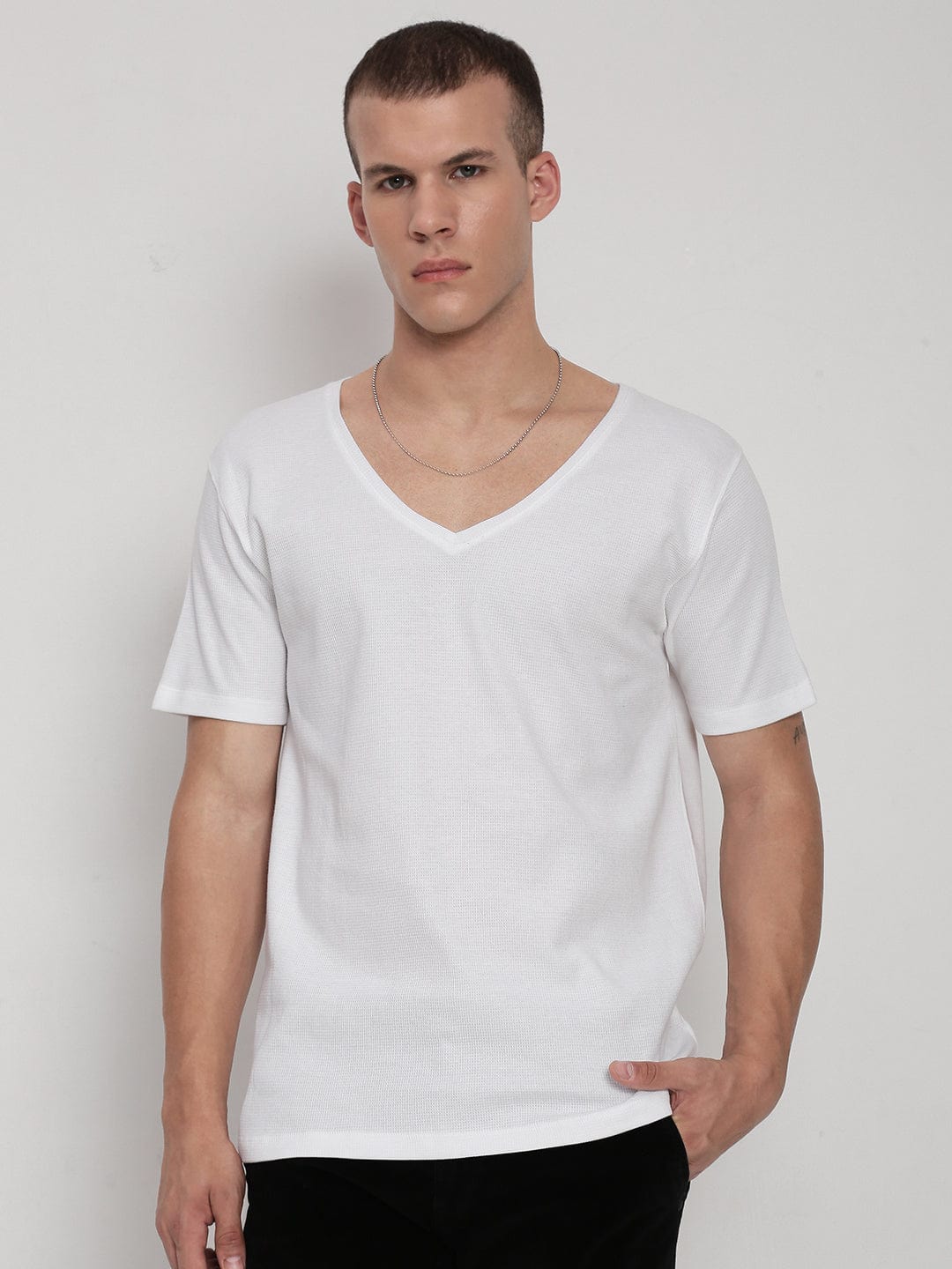 Men's White V-Neck Regular Fit T-Shirt