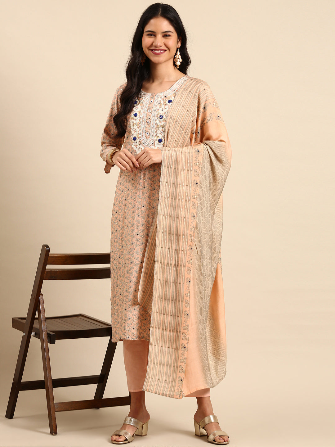 Women Floral Peach Straight Kurta Set with Dupatta