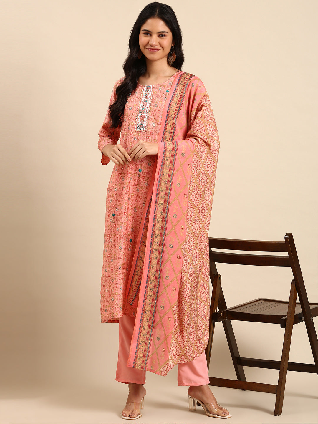 Women Floral Pink Straight Kurta Set with Dupatta