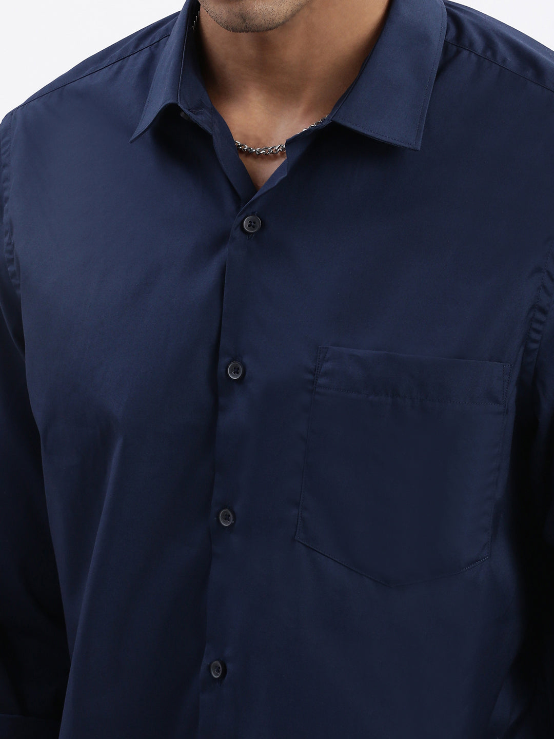 Men's Navy Blue Solid Slim Fit Shirt