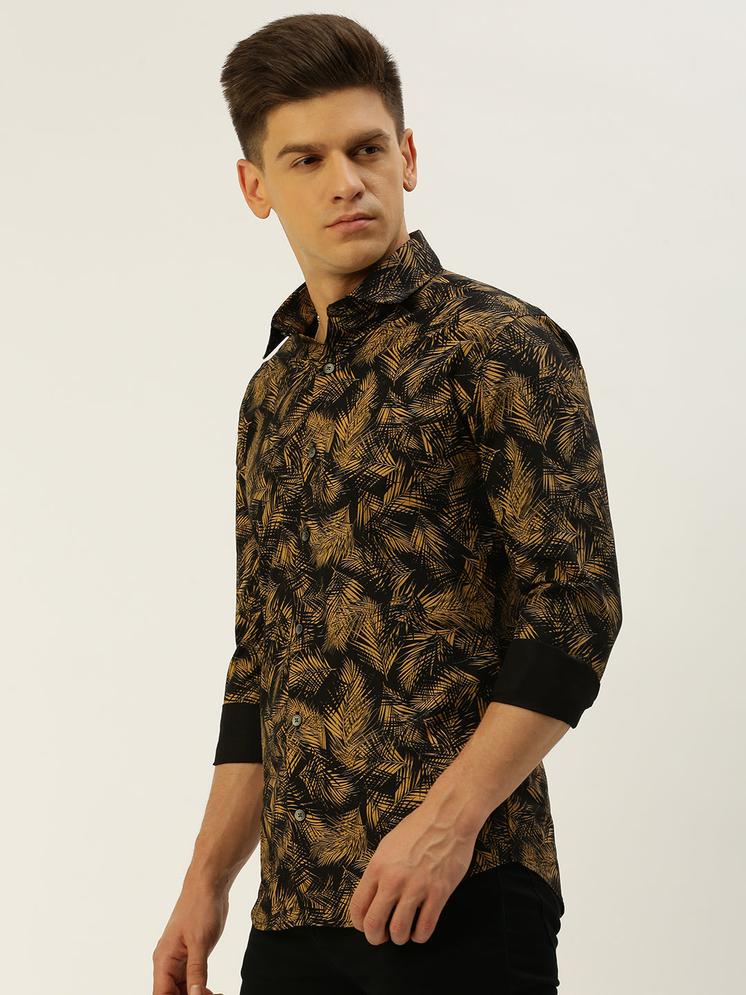 Men Spread Collar Printed Black Shirt