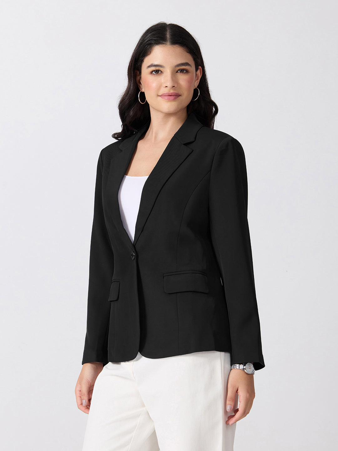 Women’s Black Tailored Fit Single-Breasted Blazer with Notched Lapel