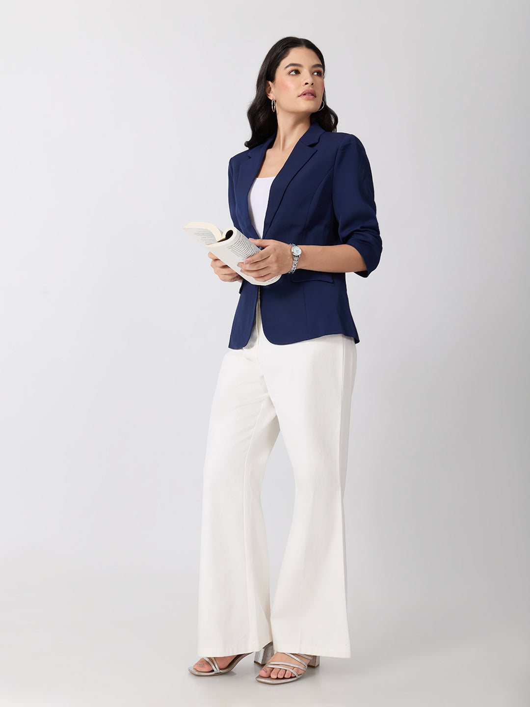 Women’s Navy Blue Tailored Fit Single-Breasted Blazer with Notched Lapel