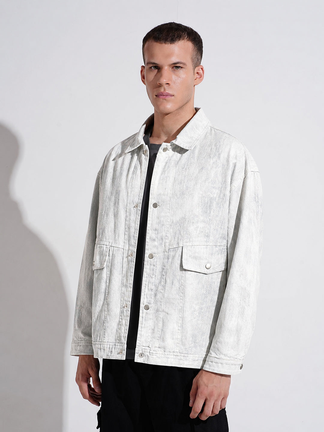 Men’s Denim Off White Shacket with Dual Chest Pockets and Snap Buttons