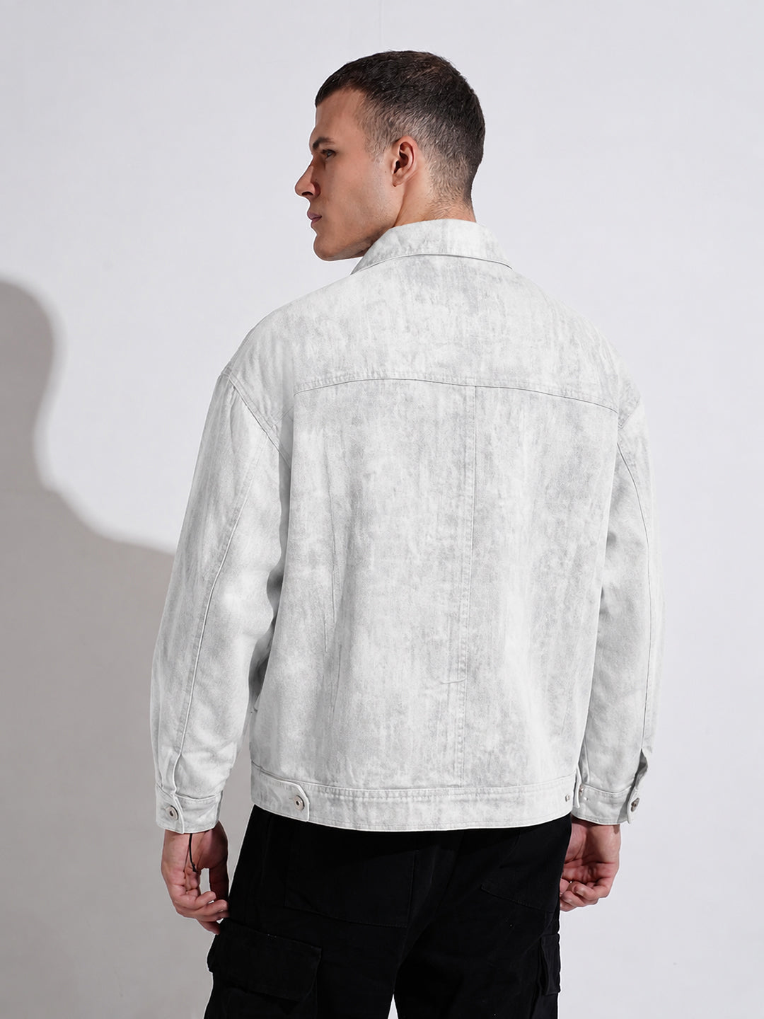 Men’s Denim Off White Shacket with Dual Chest Pockets and Snap Buttons