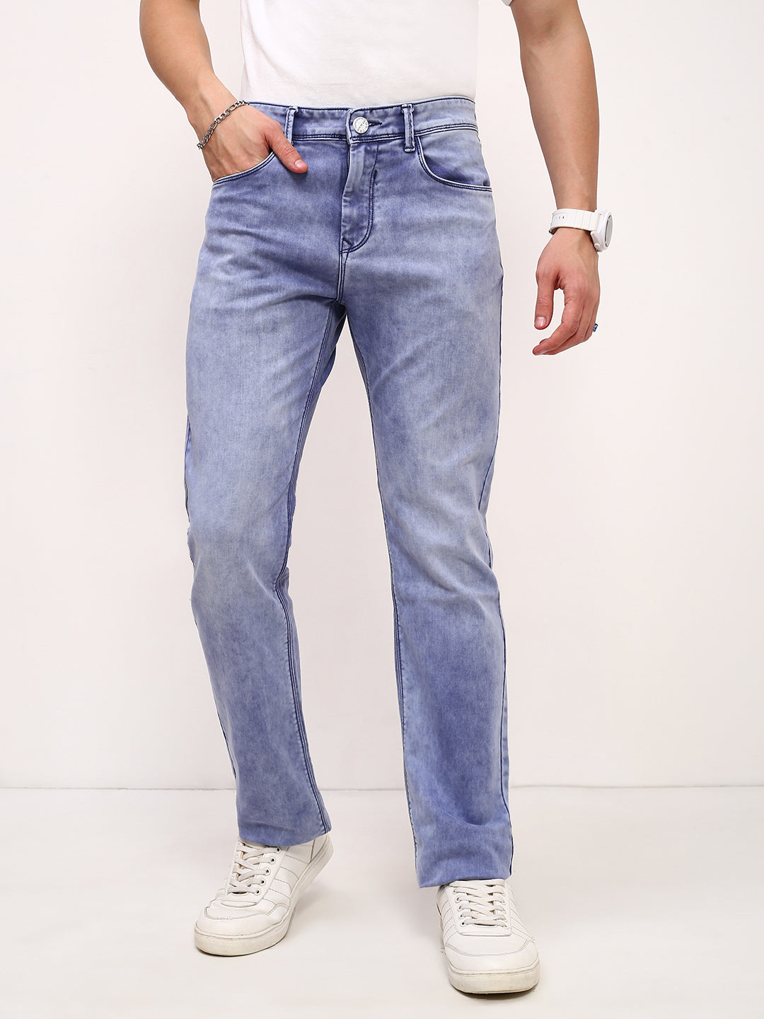 Men Blue Solid Straight Fit Jeans