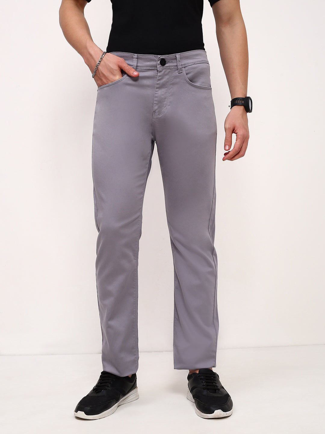 Men Grey Solid Straight Fit Jeans